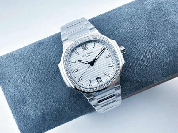 best replica luxury Patek Philippe watches Men’s high quality imitation Nautilus 1072046222 - Image 4