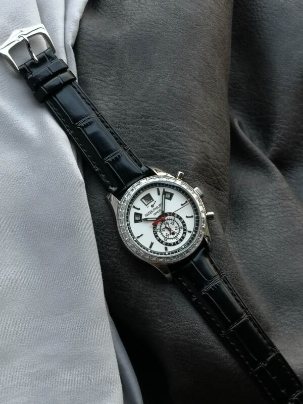 best replica luxury Patek Philippe watches Men's high quality imitation Nautilus 1063742781 - Image 5