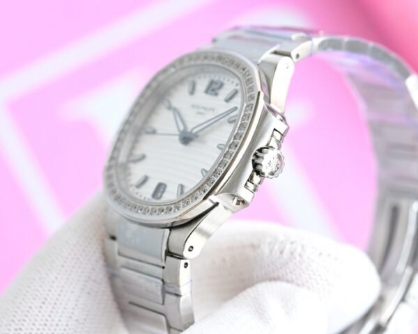 best replica luxury Patek Philippe watches Women's high quality imitation Nautilus 1018380169 - Image 5