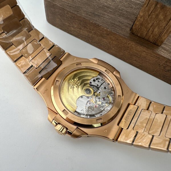 best replica luxury Patek Philippe watches Men's high quality imitation Aquanaut 1072046309 - Image 8