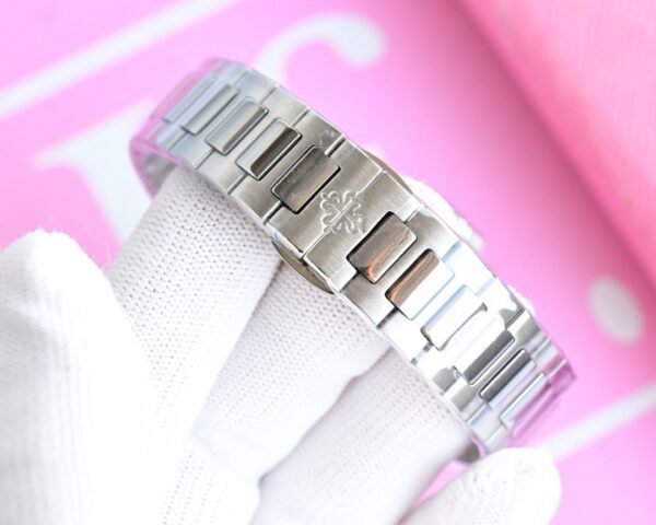 best replica luxury Patek Philippe watches Women's high quality imitation Nautilus 1018380037 - Image 8